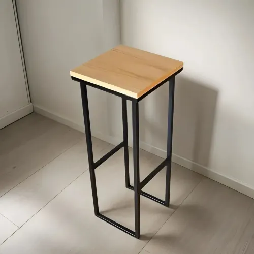 Banqueta de metalon 