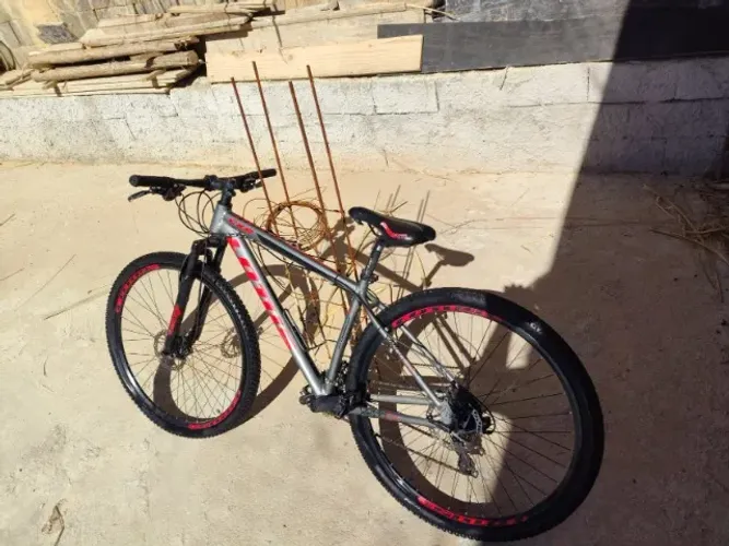 Bicicleta Lottus CXR Aro 29 - Excelente Estado | Suspensão Dianteira
