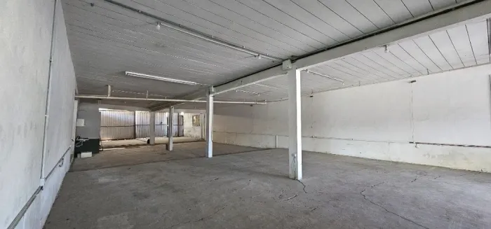 GALPÃO COMERCIAL 325 M² | RODOVIA FRANCISCO MAGNO VIEIRA