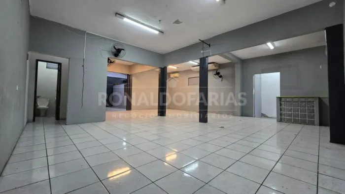 Salão Comercial para Locação em Interlagos - São Paulo