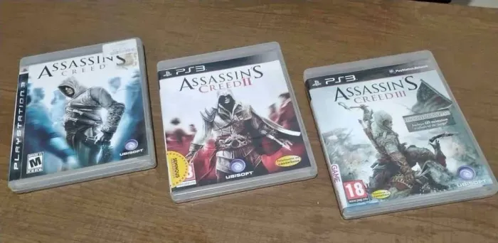 ? Trilogia Completa Assassin's Creed para PS3 - R$ 60