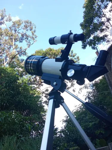 TELESCÓPIO F30070M
