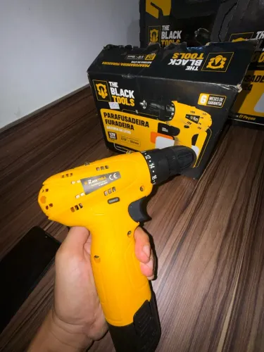 Parafusadeira furadeira 12 V - NOVO