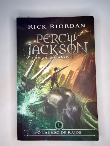 Livro Percy Jackson e os Olimpianos: O Ladrão de Raios