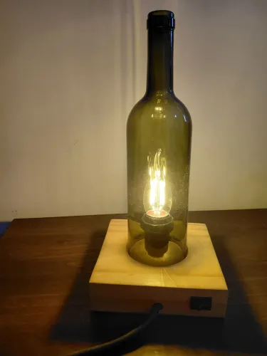 Luminária garrafa artesanato