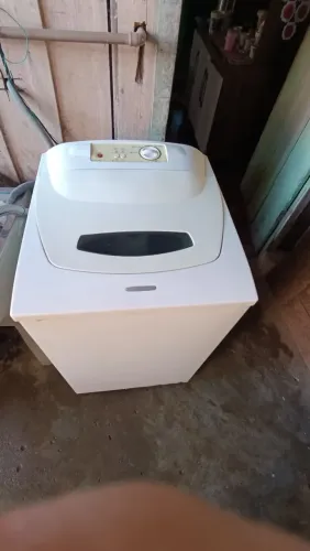 Máquina faz tudo usada porem muito boa da quelas antigas top