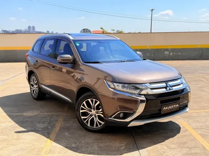 Mitsubishi Outlander Comfort 2.0 16V Aut. 2018