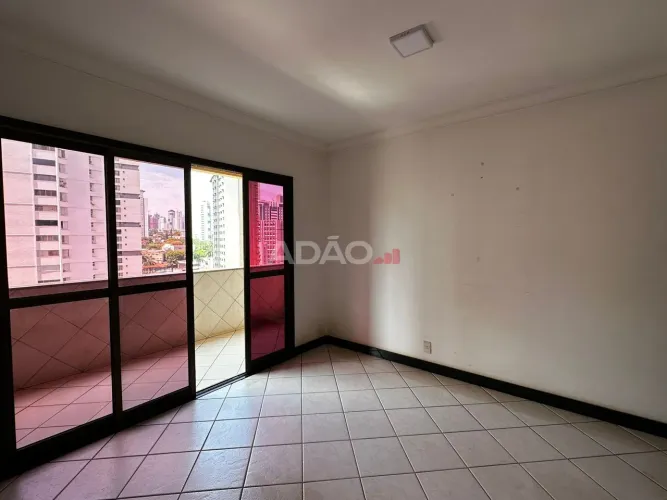 Oportunidade no Setor Oeste  4 Quartos, 2 Suítes em localização privilegiada Apartamento c