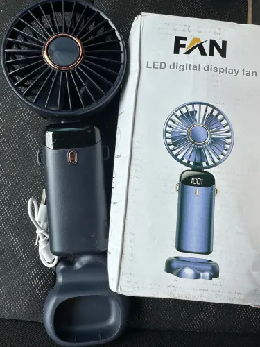 Vendo DOIS Mini ventiladores de mão portáteis 