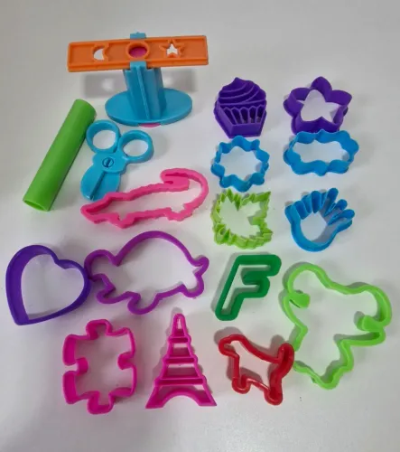 Kit Forminhas de Massinha Diversas