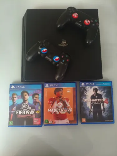 PS4 PRO