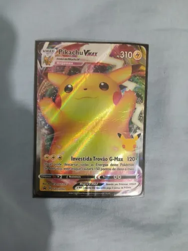 Carta pokémon Pikachu V-max SWSH062