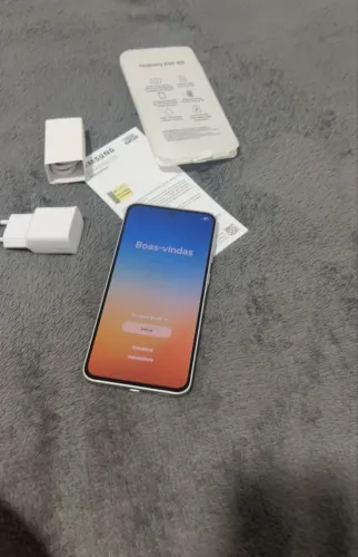 Vendo A36 da Samsung branco 128gb na caixa