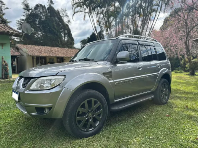 Mitsubishi Pajero TR4 2.0/ 2.0 Flex 16V 4X4 Aut. 2014