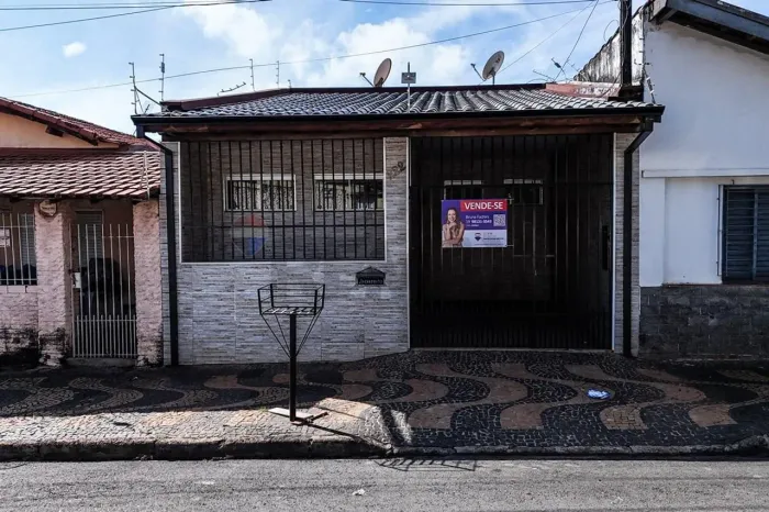 Casa à venda no Jardim Nova Araras - 2quartos, sendo 1 suíte e 1 vaga de garagem