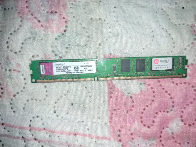 Memória RAM Kigston DDR3 4 GB KVR1333D3N9/4G