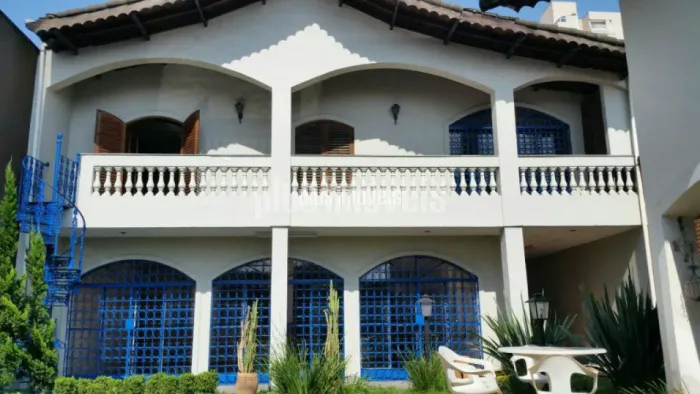 LOCAÇÃO SOBRADO COMERCIAL/RESIDENCIAL