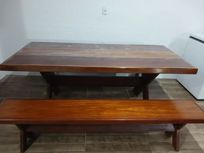 Vendo mesa de área de lazer!