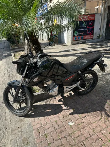Vendo moto Fan 160 2025