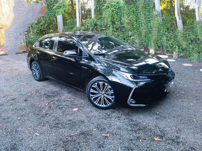 Toyota Corolla Altis Prem. Hybrid 1.8 Flex AUT 2023