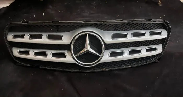 Grade Parachoque Dianteiro Mercedes Gla X156 2017 A 2020
