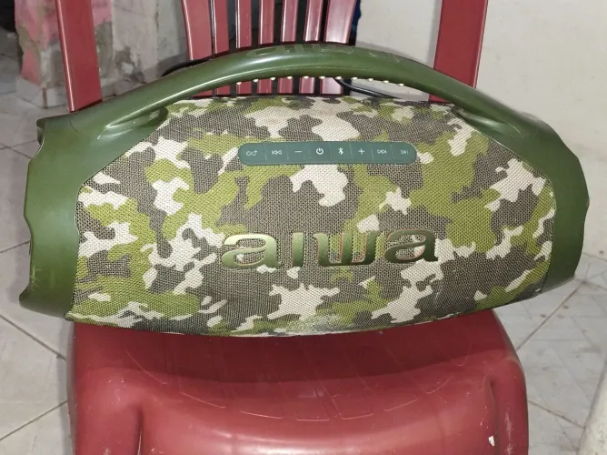 Caixa de som Aiwa
