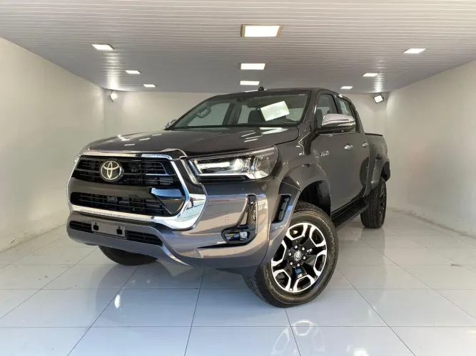 Toyota Hilux CD SRX Plus 4X4 2.8 TDI Die. Aut. 2026