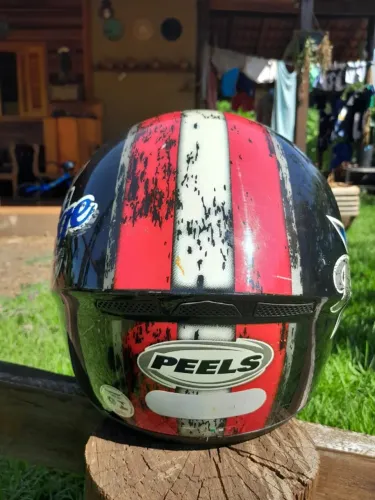 CAPACETE PEELS SPIKE FECHADO TRADICIONAL