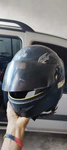 Vendo Capacete Usado