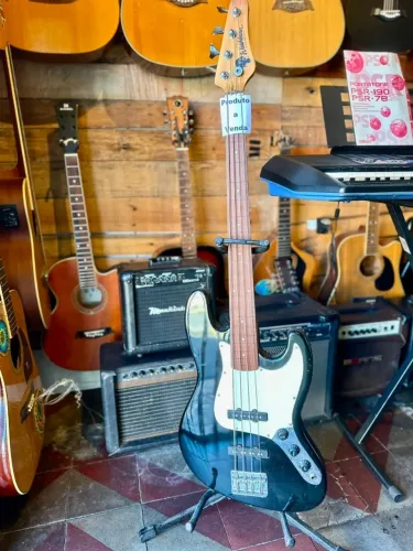 Baixo Washburn Fretless