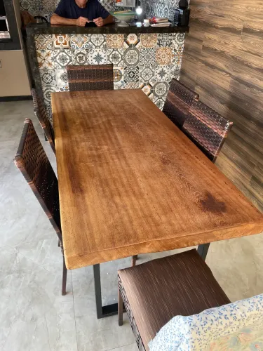 Mesa 6 lugares s/ cadeiras