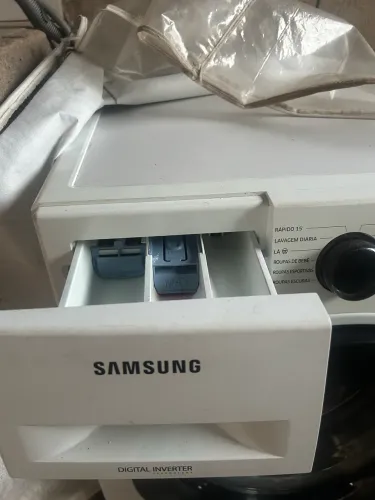 Vendo lava e seca