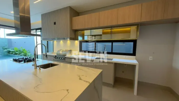 Casa com 3 Suítes em Bauru Piscina, Spa e Sauna