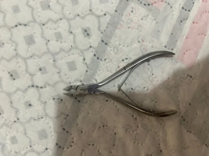 Alicate para dentistas