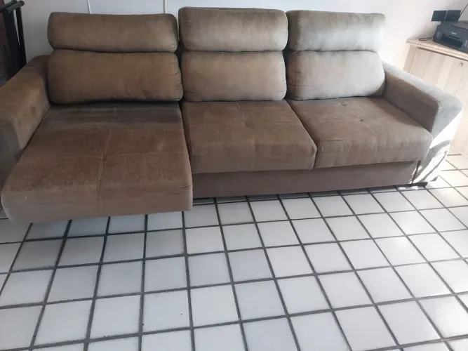 Sofá 3 lugares retrátil 2.70 metros.