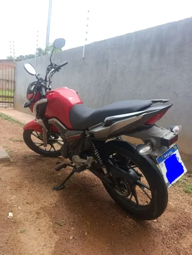 Vende-se moto CGTitan 160 ano 2022 