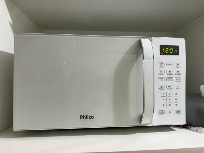 Microondas PHILCO BRANCO