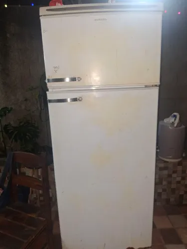 Geladeira  Dako 373 litora