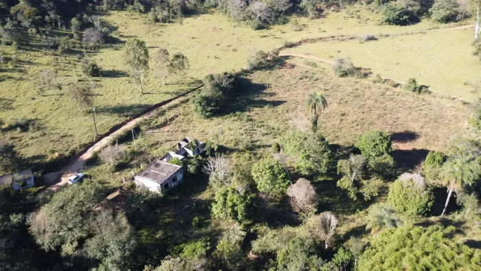 Terreno à venda, 40000 m² por R$ 395.000 - Itaguara - Itaguara/MG