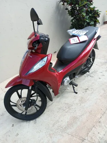 Biz 125 zero km tudo pág/ Emplacada
