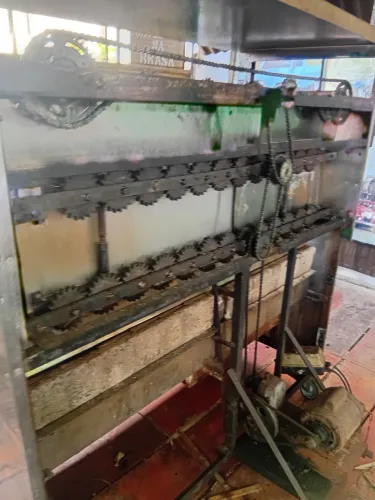 Churrasqueira elétrica a carvão ou lenha