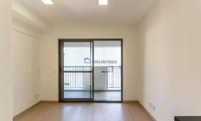 Consolação / Studio / 24 metros .