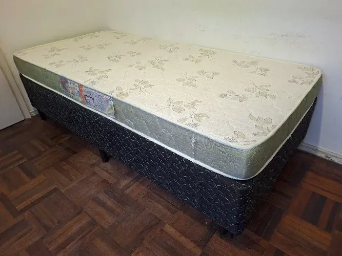 Cama box de solteiro + Colchão D33