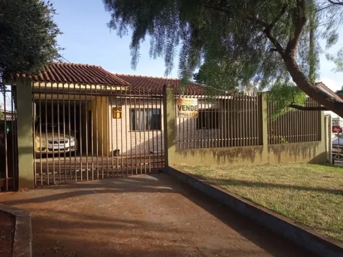 Casa Residencial à venda, Floresta, Cascavel - CA0931.