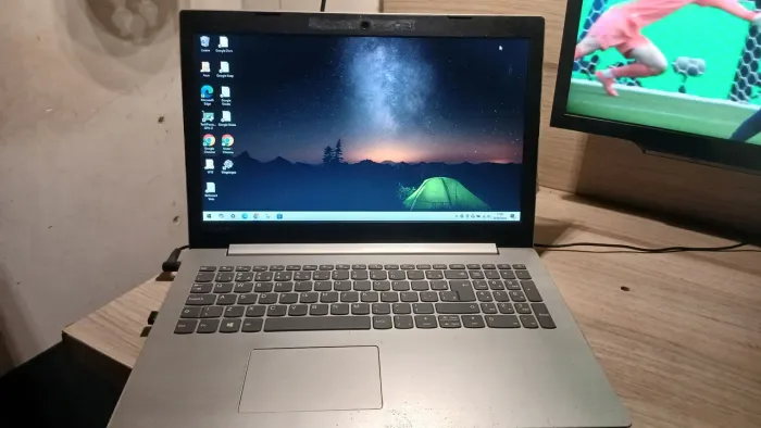 Notebook Lenovo Ideapad 330
