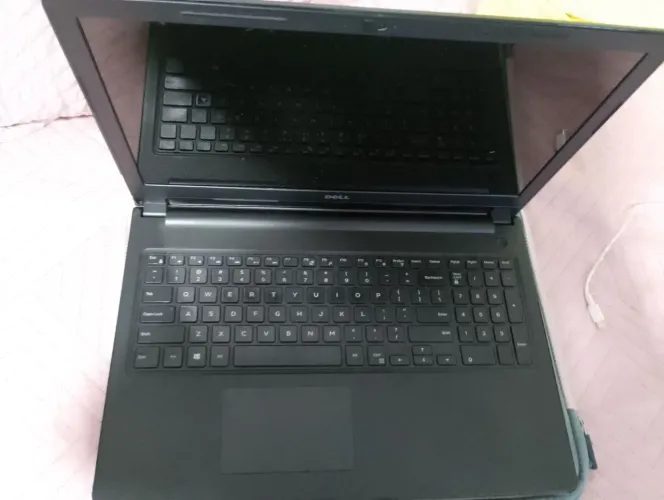 NEGOCIÁVEL NOTEBOOK DELL INSPIRON 15 TOUCHSCREEN ? 8 GB RAM