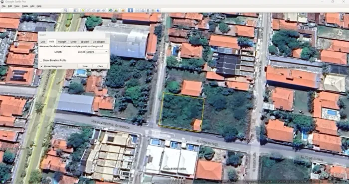 VENDO TERRENO TODO MURADO COM 1176 m2 EM PARACURU/CE