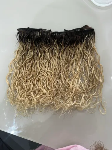 Cabelo Cacheado Brasileiro do Sul Loiro