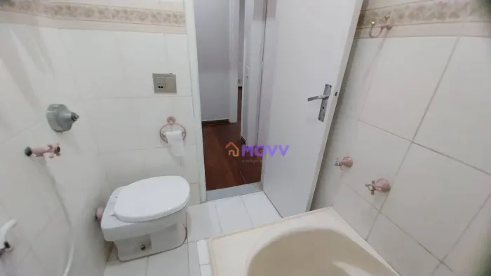 Apartamento Sala/Quarto no miolo de Icaraí