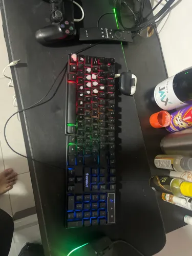 Teclado gamer semi mecânico 